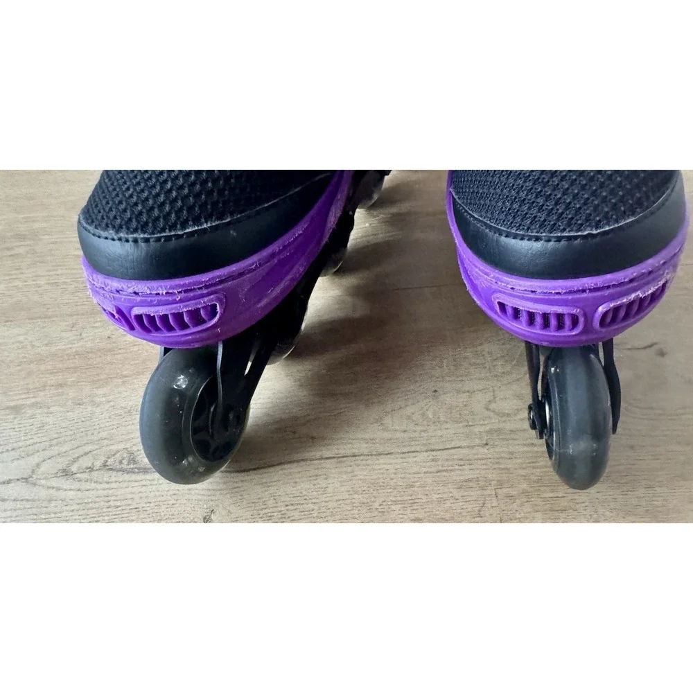 Papaison Adjustable Inline Skates Kids 2-4.5 Purple Light Up Wheels 70mm MSRP$52